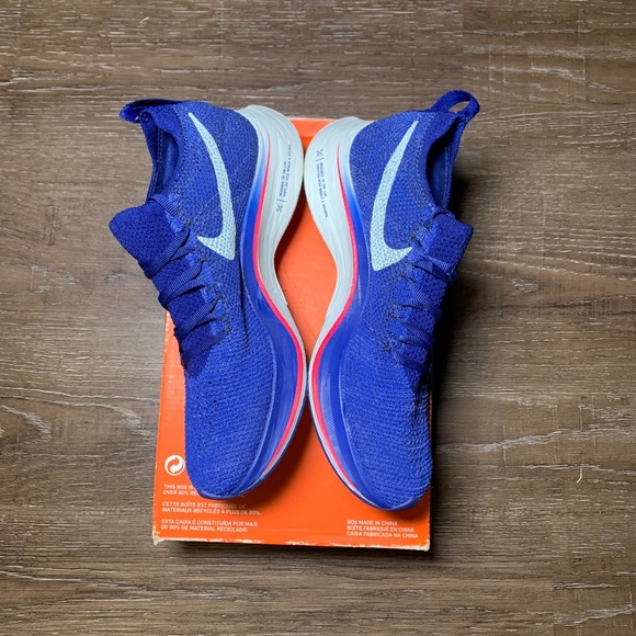 Nike Vaporfly 4% Flyknit ‘Deep Royal Blue’ - Picture 3 of 4